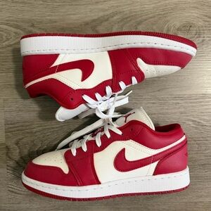 Jordan 1 Lows Gym Red